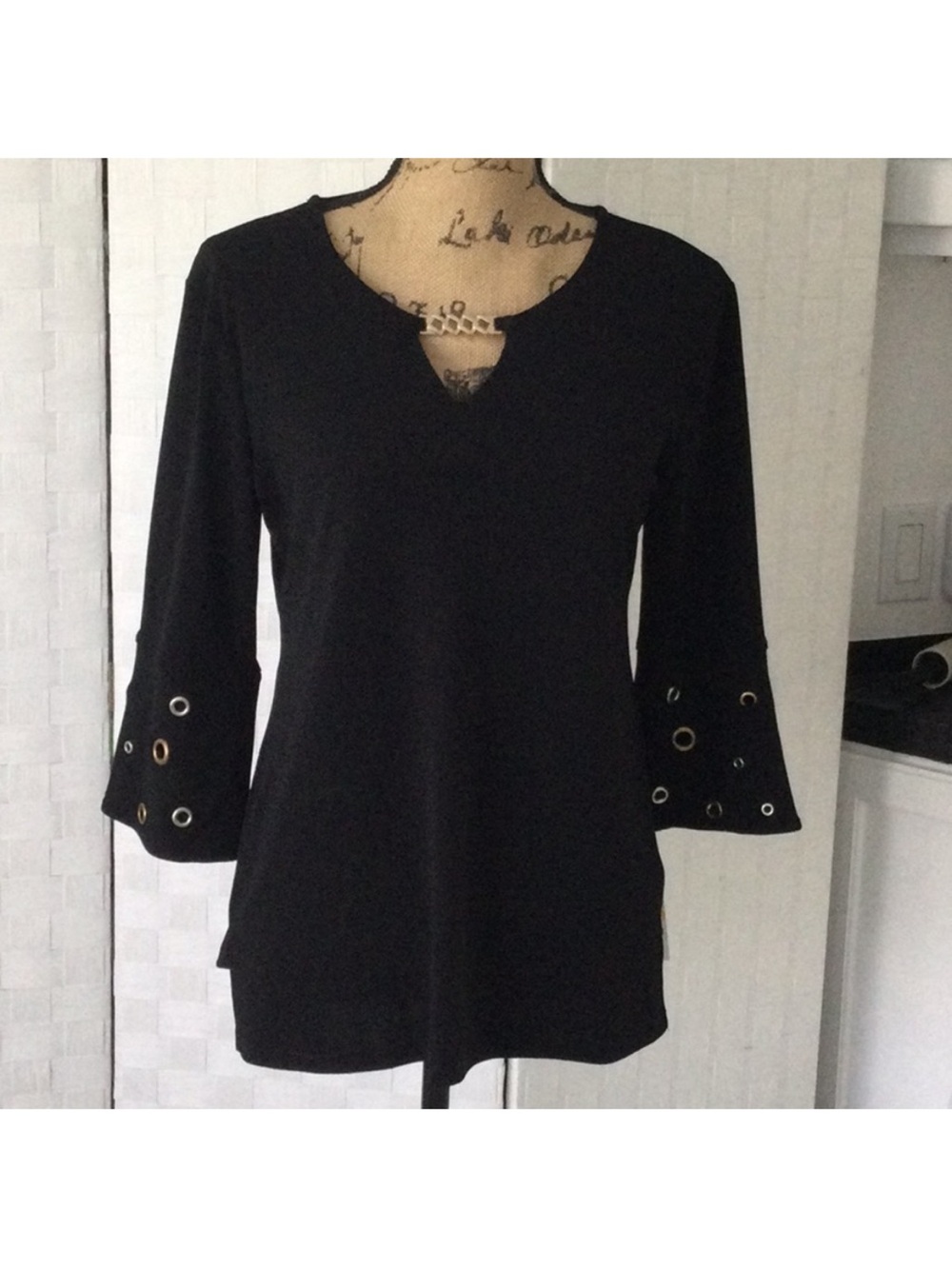 JM Collection Black Long-Sleeve Top with Grommet Sz PM #377 ##